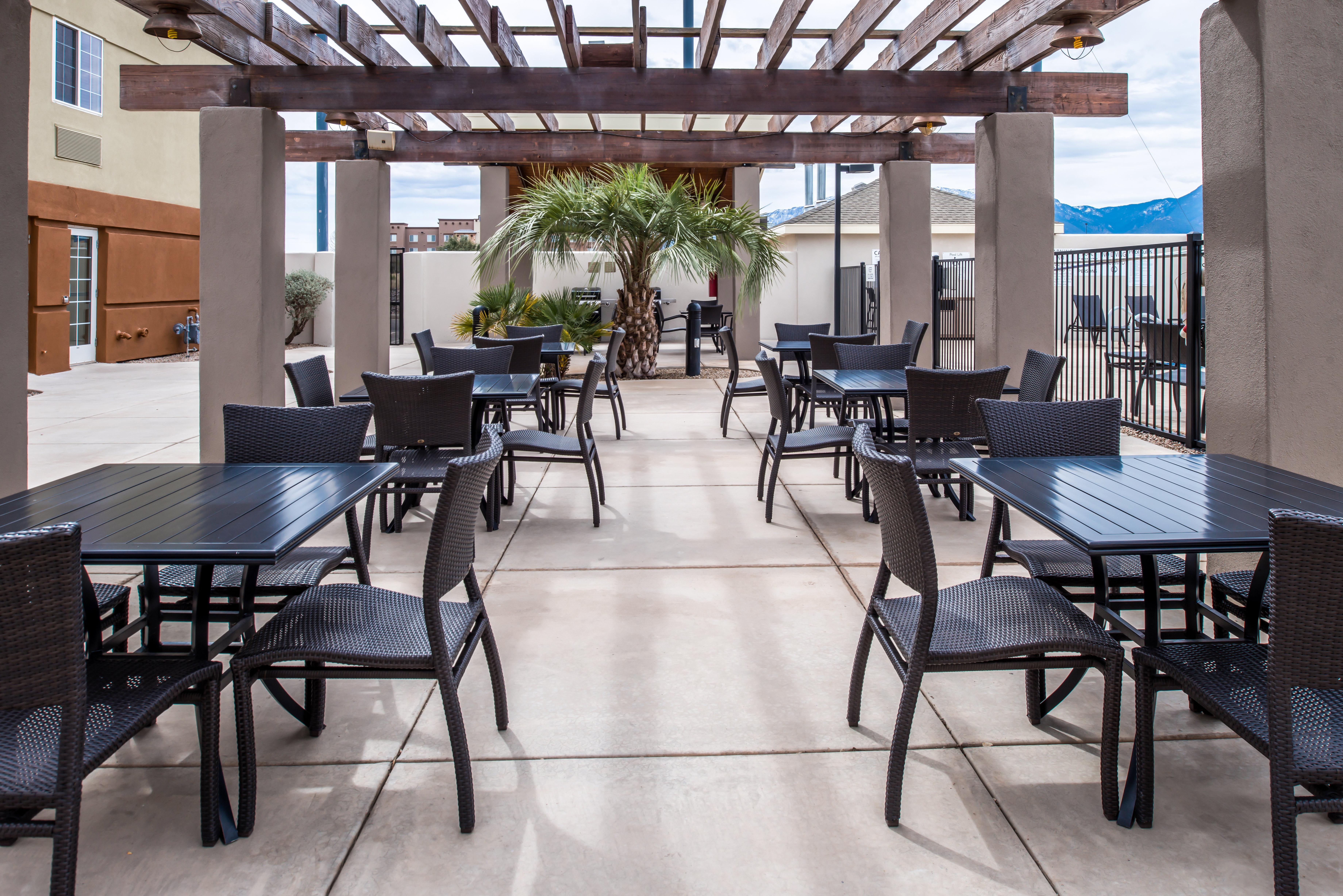 Holiday Inn Express Sierra Vista By Ihg Exterior photo