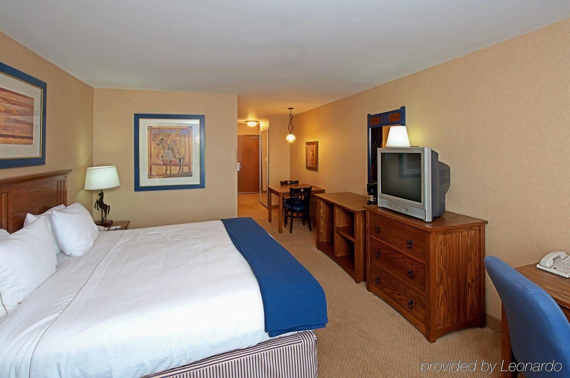 Holiday Inn Express Sierra Vista By Ihg Exterior photo
